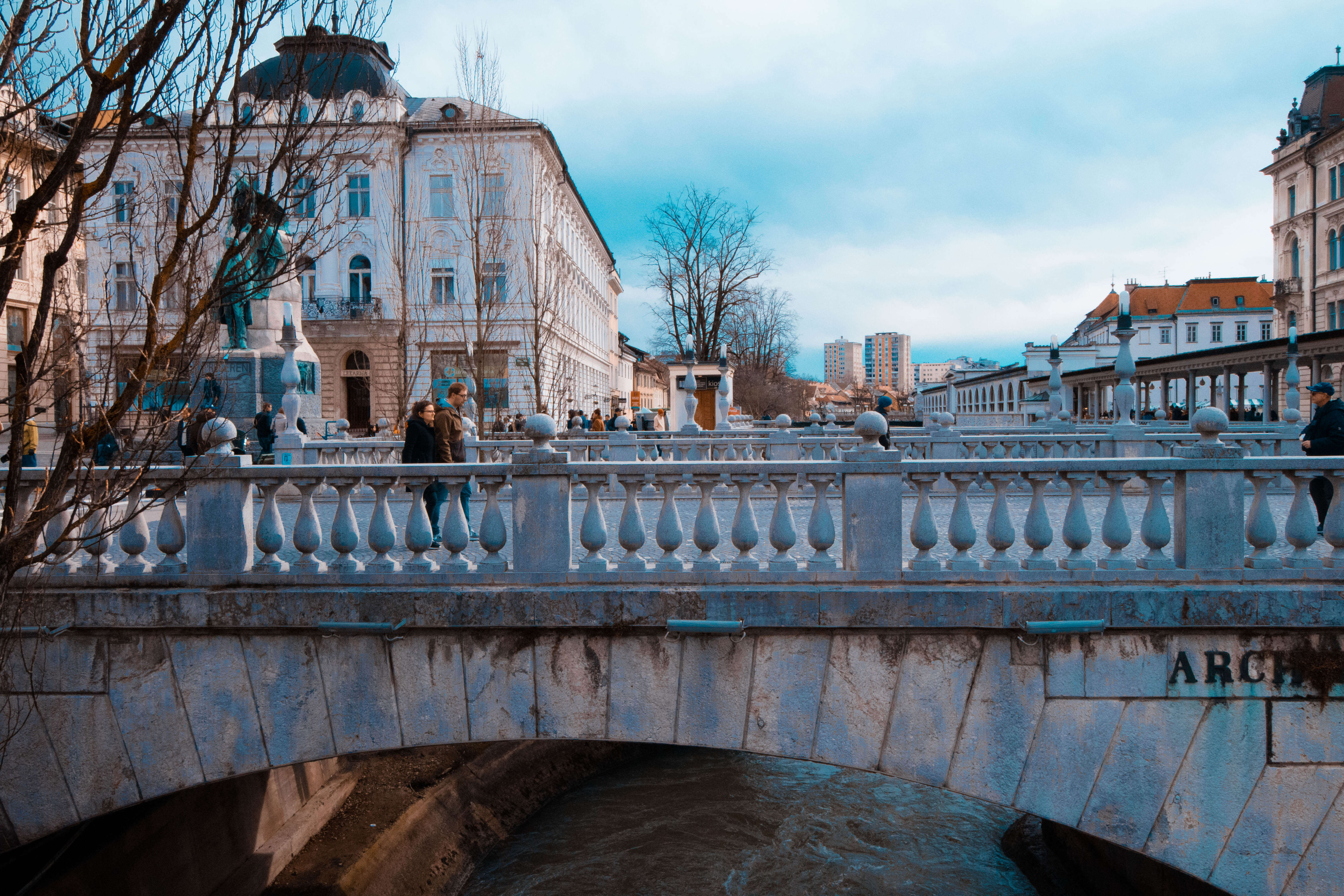 Lubiana in un giorno: gico di prospettive al Triplice Ponte