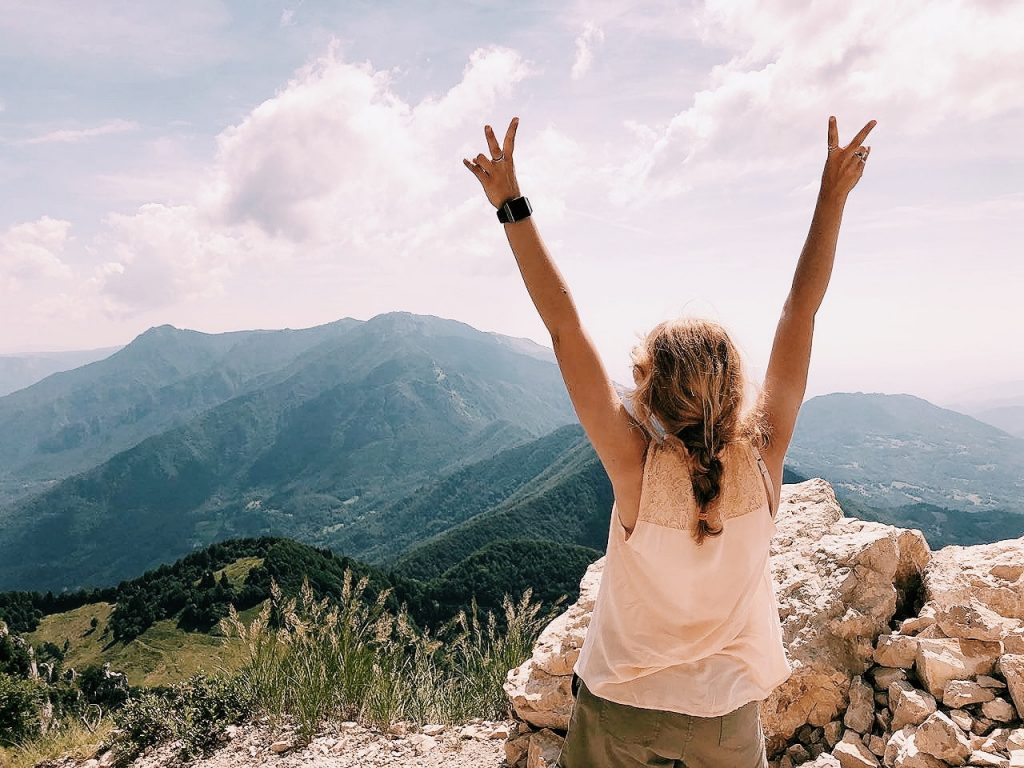 100 cose da fare in Italia prima di morire: La strada delle 52 gallerie: itinerario, dove parcheggiare e consigli di visita per toccare il cielo