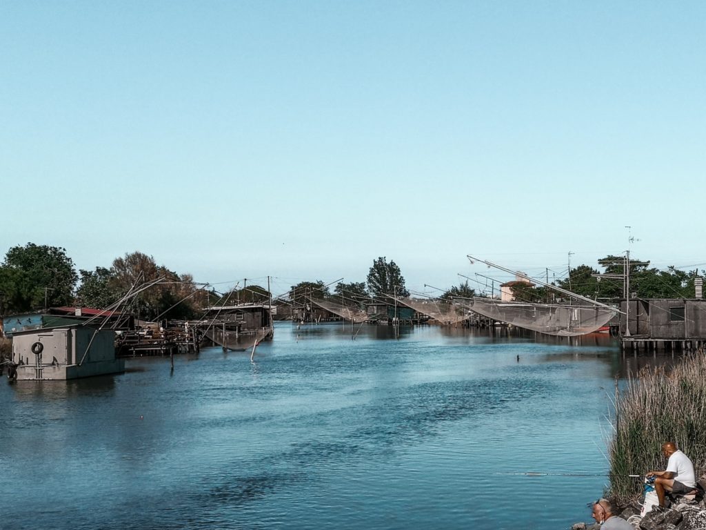 Visitare le Valli di Comacchio cosa vedere tra storia e natura