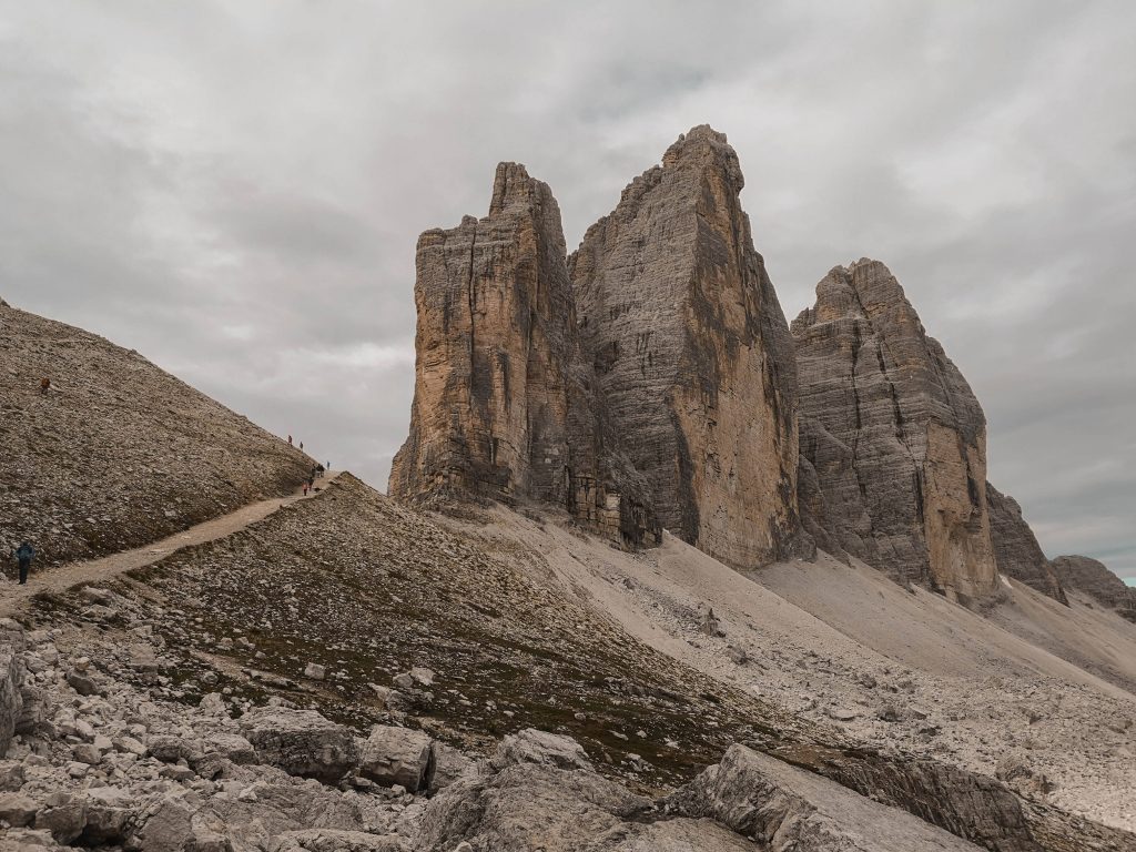 trekking semplici da fare in Veneto: il Trekking alle Tre Cime di Lavaredo: da fare più volte nella vita!