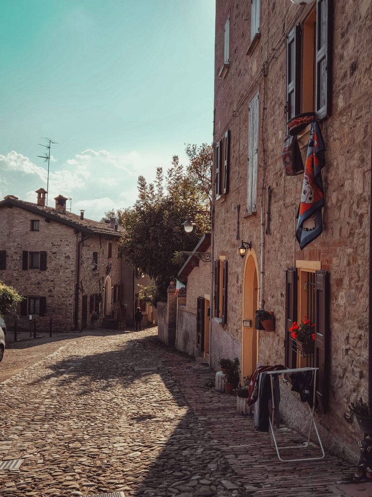 Alla scoperta dell’Abbazia di Monteveglio e del suo borgo