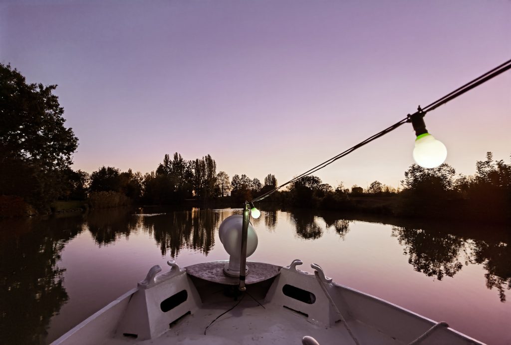 A bordo della Nena al tramonto