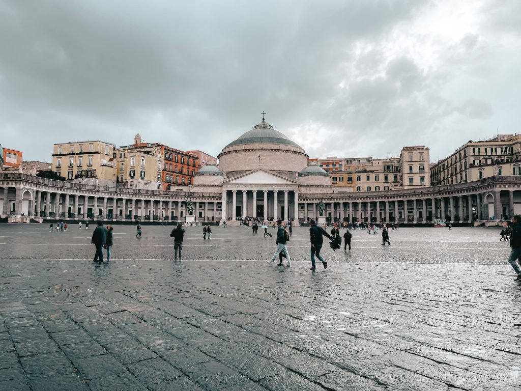 Cosa fare a Napoli in un weekend: guida rapida per non impazzire