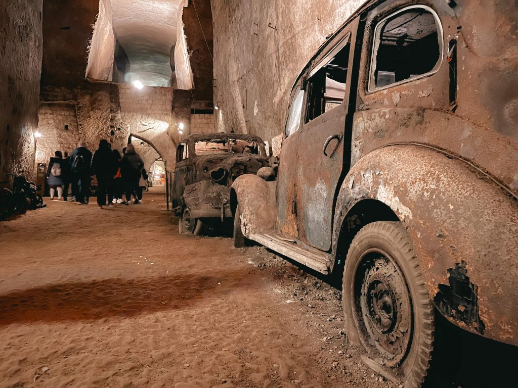 la galleria borbonica  - parte della napoli sotterranea