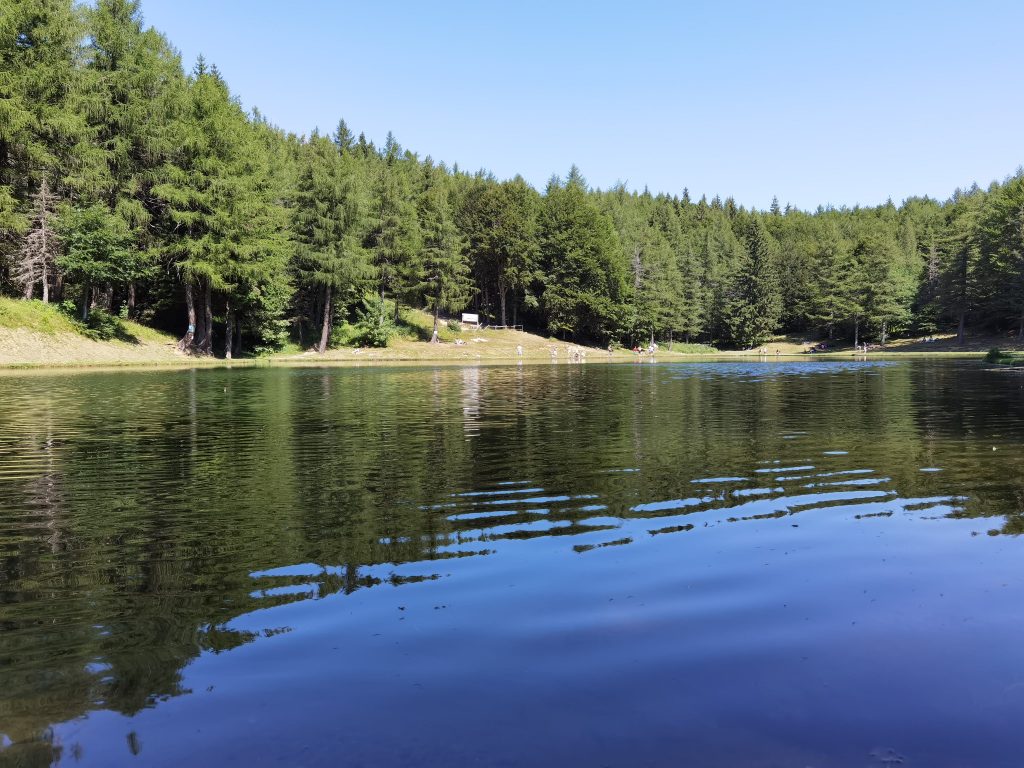 lago della ninfa dal Monte Cimone