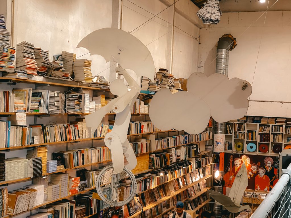 Cosa vedere a Lisbona in tre giorni: libreria ler devagar a LX Factory