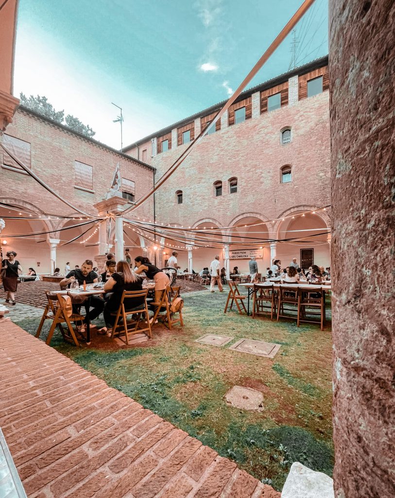 chiostro di san paolo ferrara