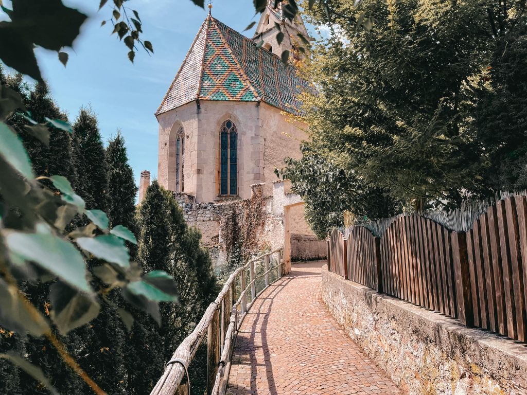 La Gola Rastenbach - chiesa di san vigilio alla fine del sentiero della pace