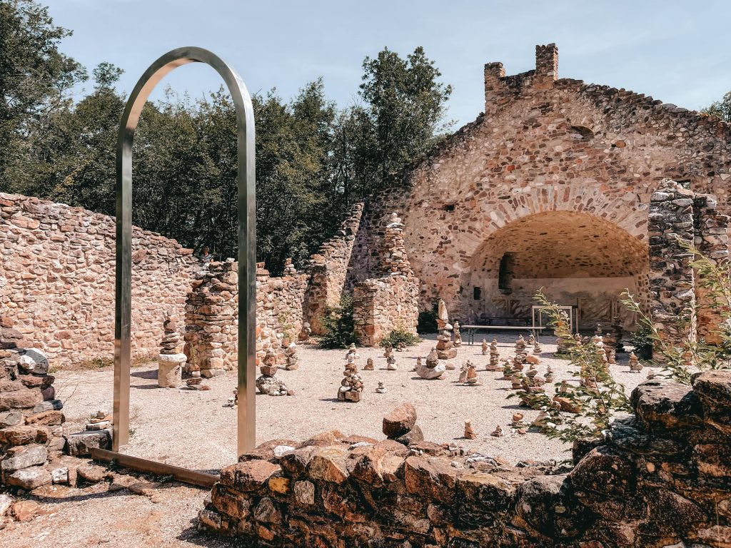 rovine chiesa di san pietro a caldaro - settimo punto di meditazione