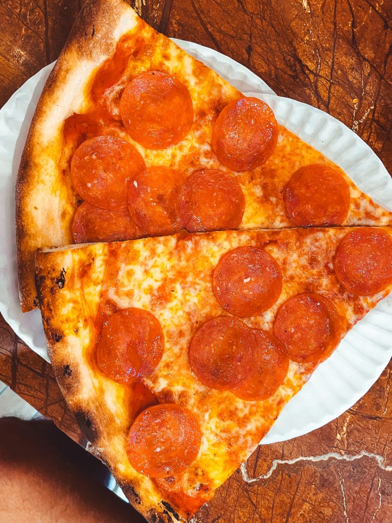 mangiare a new york risparmiando - pizza