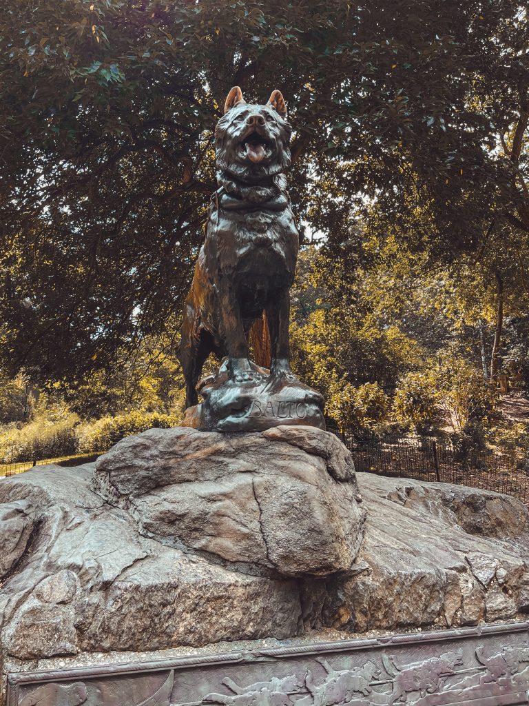 statua di balto