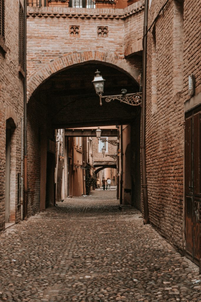 cosa fare a Ferrara - visitare via delle volte