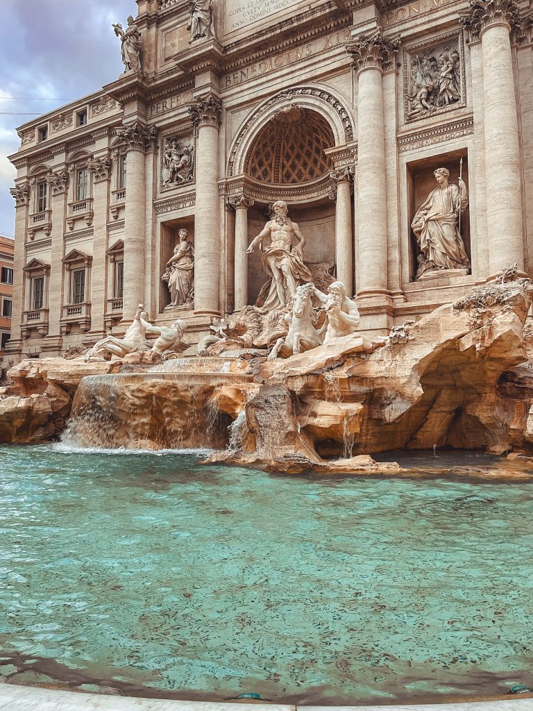 fontana di trevi - Sotto la Fontana di Trevi: la città dell’acqua a Roma