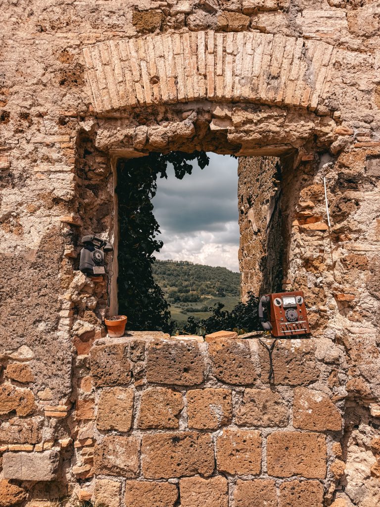 celleno il borgo fantasma di viterbo